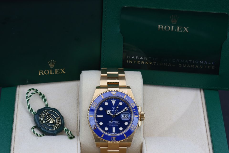 Rolex Submariner 126618 LB Image 7